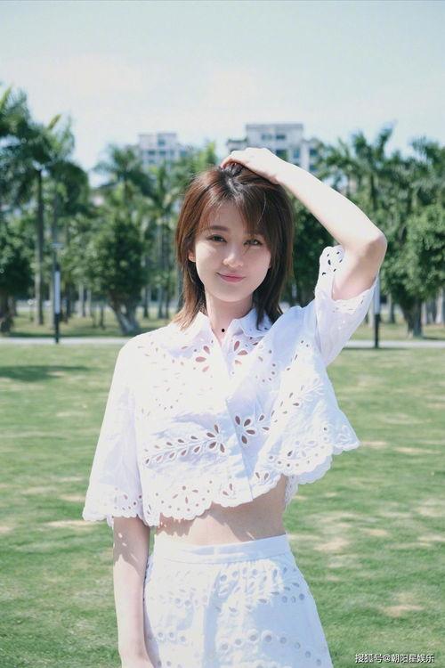 娱乐吃瓜酱嘘轻点,嘘，轻点吃瓜！